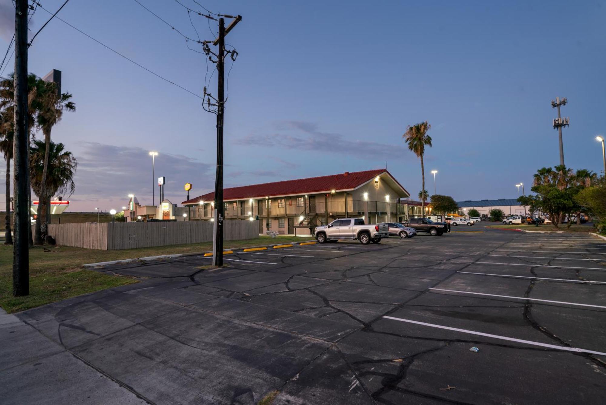 La Quinta Inn By Wyndham Corpus Christi North Exteriör bild