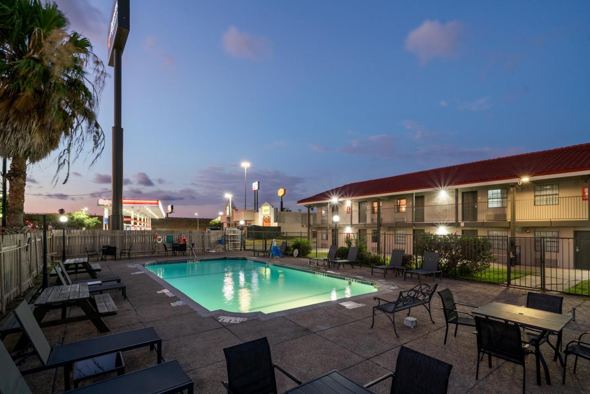 La Quinta Inn By Wyndham Corpus Christi North Exteriör bild